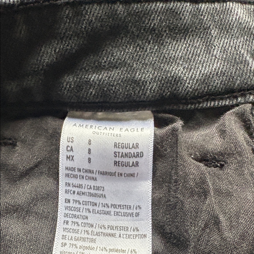 American Eagle Stretch Mom Jeans Sz 8 | High Rise Black Denim AEO - Picture 9 of 12